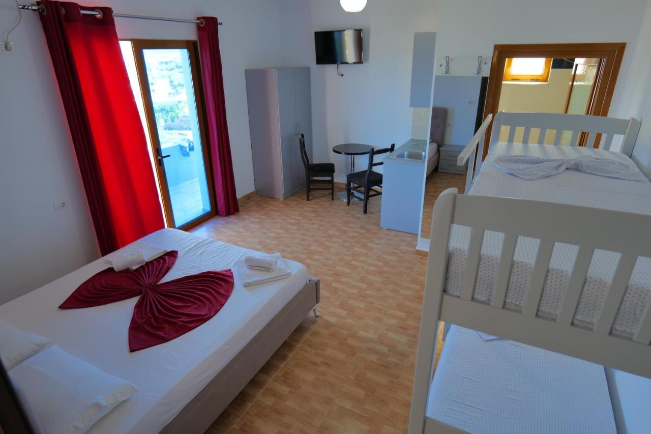 Vila Relax Ksamil Eksteriør billede